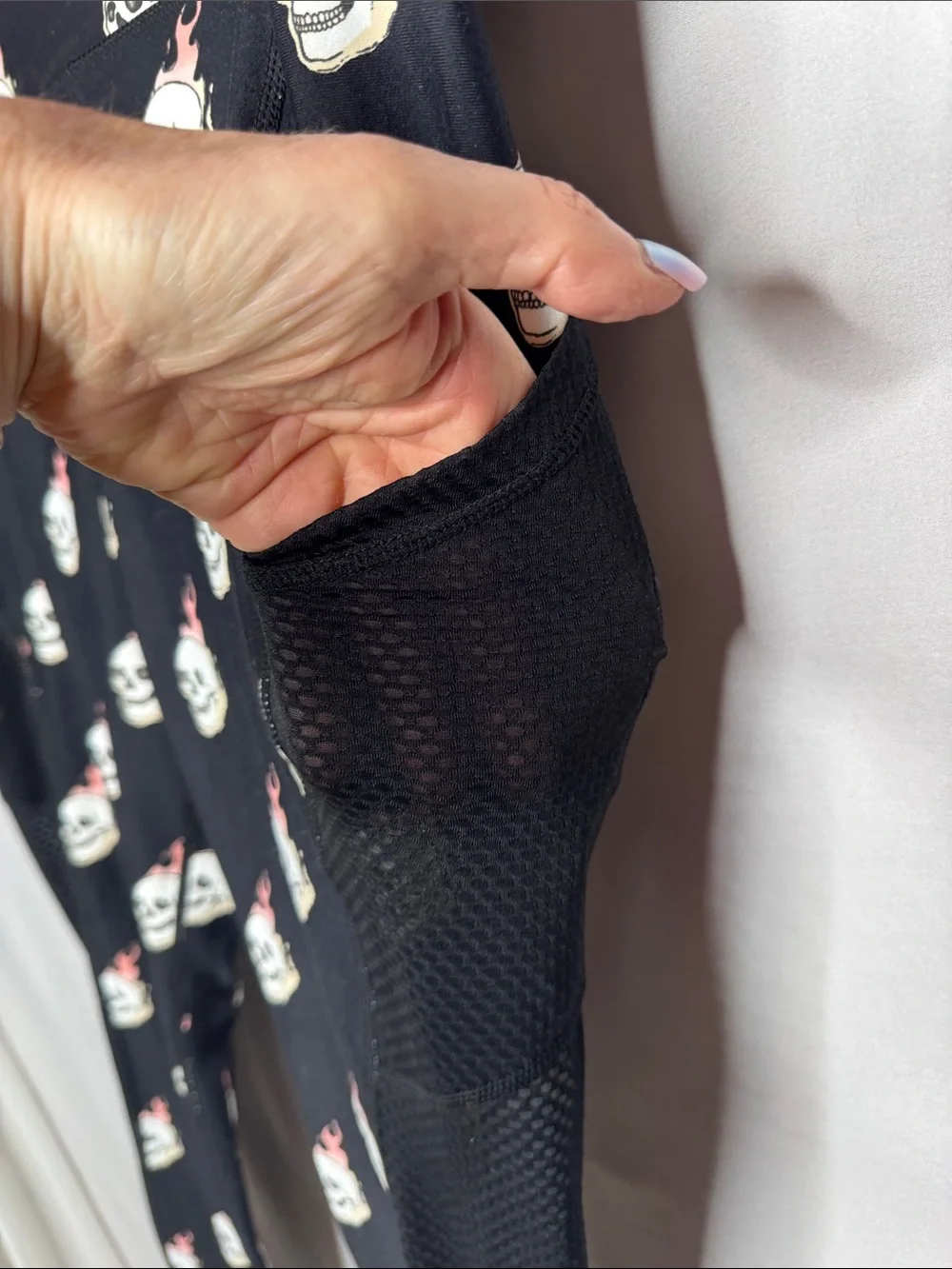 Torrid Wicking Active Flaming Skill Leggings. Size 0 (12). - Picture 6 of 8